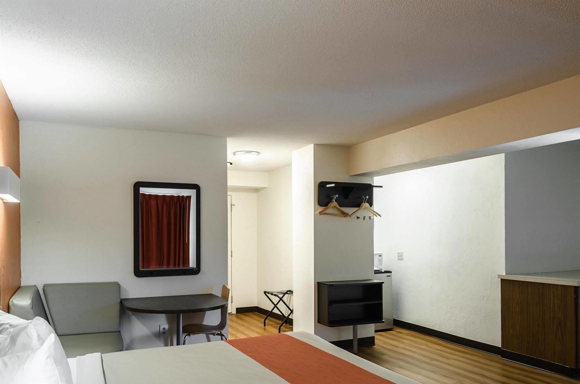Motel 6 - Westborough Boston Northborough 外观 照片