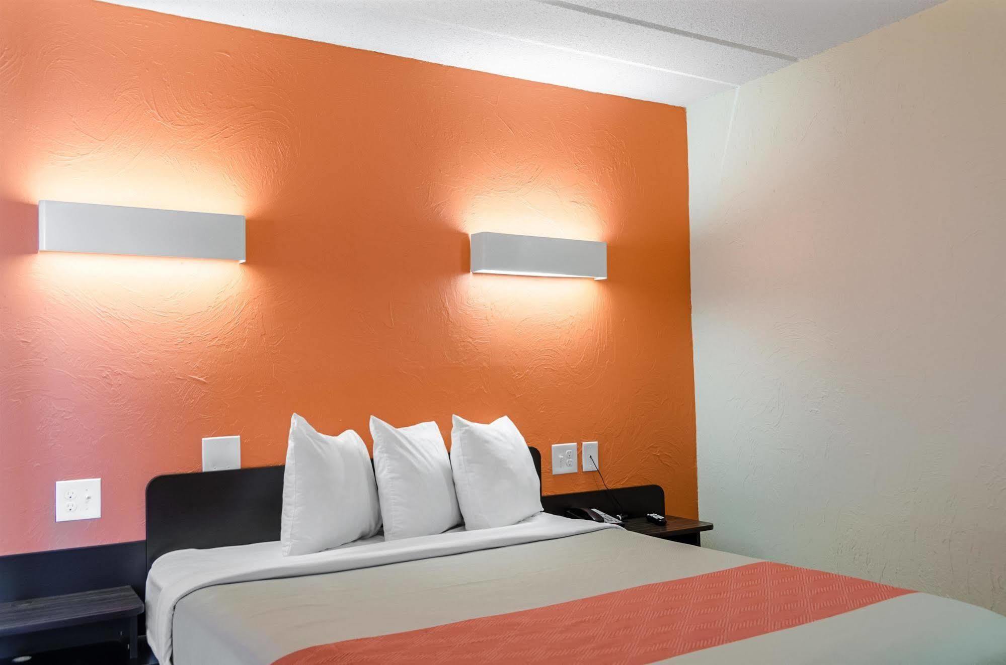 Motel 6 - Westborough Boston Northborough 外观 照片