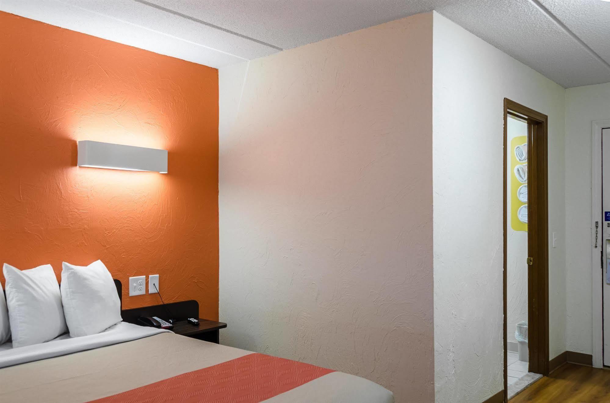 Motel 6 - Westborough Boston Northborough 外观 照片